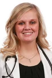 Andrea Hansen's Instagram, Twitter & Facebook