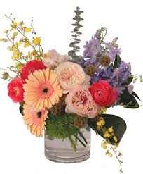 Because all of our customers are important, our professional staff is dedicated to making your experience a pleasant one. Dreaming Blush Floral Design In Inverness Fl Little Flower Shop