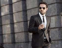 4 بدل رسمية رجالية لا غنى عنها luxury life amwal business man stock images free stock photos