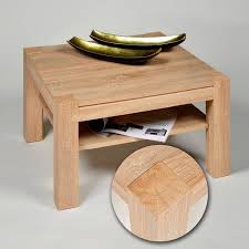 Dieser beistelltisch auf rollen macht sich gerne nützlich! Couchtisch Massivholz Quadratisch Couchtisch Holz Metall Couchtisch Buche Quadratisch Couchtisch Auf Rollen Couchtisch Buche Couchtisch Couchtisch 80x80
