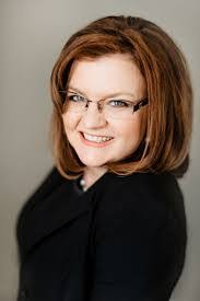 Tiffany Couch's Instagram, Twitter & Facebook