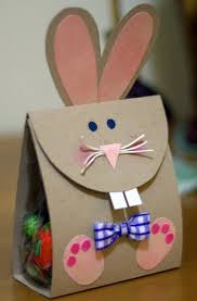 21 Osterdeko Ideen Zum Basteln Mit Holz Papier Und Pappe Geschenke Basteln Ostern Kinder Geschenke