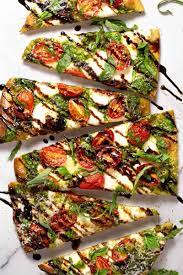 5 Minute Flatbread Pizza Dough Midwest Foodie Recipe Flatbread Pizza Flatbread Pizza Crust Homemade Flatbread