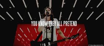 'the pretender' is a song from foo fighters sixth studio album 'echoes, silence, patience & grace,' released in 2007. Foo Fighters Band Foo Fighters Gif Find On Gifer