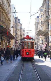 The Old Tram On Istiklal Caddesi Istanbul Globe Trotter Sultan Ahmet