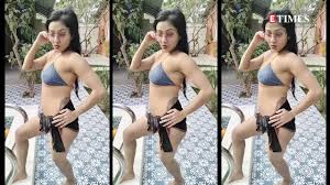 Payel Sarkar dances in sizzling bikini, gets trolled