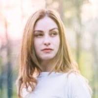 Raechel Brophy's Instagram, Twitter & Facebook