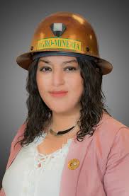 File:Yolanda María Ponce Condo. Official portrait, 2020. Chamber of  Senators of Bolivia.jpg