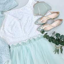 Check spelling or type a new query. Brautkleid Hochzeit In Mint Mit Brautschuh Braut Tasche Rock Und Spitzentop Braut Brautjacke Brautschuhe