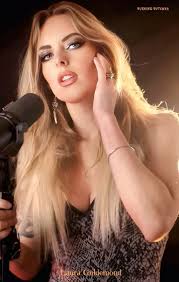 Laura Guldemond 🎤 Burning Witches 🔥 🔥 🔥