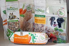 Fresh Dog Food Creates A Feasting Frenzy Dog Food Recipes Natural Dog Food Food Out