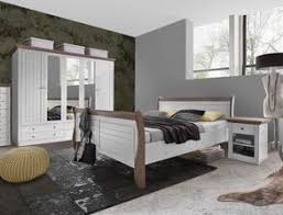 Hier auch das schlafzimmer aus kiefer in weiß online kaufen hochqualitativ in material & verarbeitung versand kostenlos kauf auch auf rechnung möglich. Gemutliche Schlafzimmer Aus Kiefer Zum Gunstigen Preis