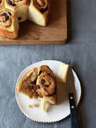 Hot Cross Bun Twister Bread Recipes Jamie Oliver Recipe In 2020 Homemade Bread Easy Hot Cross Buns Cross Buns