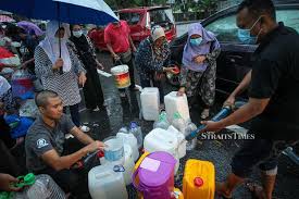 Petaling jaya being the closest is 25.7 kilometers or 16 miles away. Sg Selangor Pollution Affected Residents Want Culprits Punished