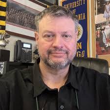 Lonnie Ashton's Instagram, Twitter & Facebook