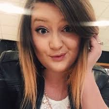 Casey Hewitson's Instagram, Twitter & Facebook