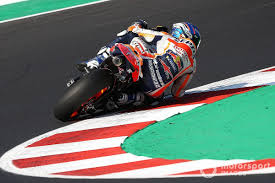 Luís almeida foi o grande vencedor em valência. Motogp Marquez Chama Honda De Fora De Controle Na Classificacao