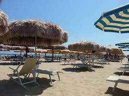 Lll➤ trova gli orari degli autobus da pescara a strandby. Lido L Adriatica Pescara Restaurant Bewertungen Telefonnummer Fotos Tripadvisor