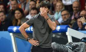 Joachim löw stopt na het ek van komende zomer als bondscoach van het duitse elftal. Joachim Low Says Sorry For Causing A Stir With Scratch And Sniff Germany The Guardian