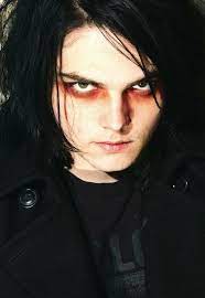 Pin By Akashava On Kemy Golovnogo Mozga Gerard Way My Chemical Romance Mikey Way