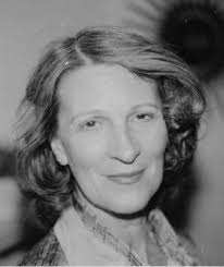 SIMONE KAMBUROFF Obituary (2017)