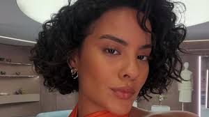 Bella Campos fatura alto na Globo com papel de Maria de Fátima; saiba  quanto!