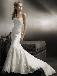 Pin By Allie On Fashion Wedding Dresses Lace Wedding Dress Vintage Petite Bride