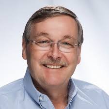 Welcome to Ohio, Anduril! Largest job creation project in Ohio history.  Such an exciting day, and great to celebrate with Chris Magill, Evan Stair  and Julie Miller, CCIP of Vista Site Selection,