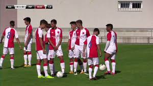 Sýkora našel škodu, který pálil přesně ke vzdálenější tyči. Zive Sk Slavia Praha U21 1 Fk Pribram Youtube