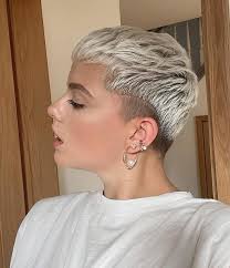 Pin af Vanessa Aragon på Hair