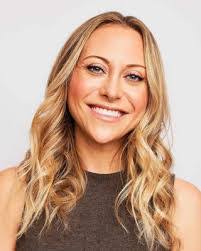 Katie Holz's Instagram, Twitter & Facebook