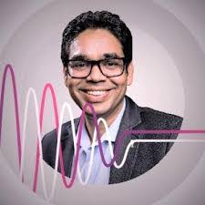 Simon Manning's Instagram, Twitter & Facebook