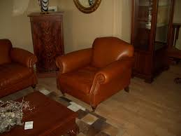 Deri Koltuk Klasik Ingiliz Tarzi Findik Rengi Vejetal Deri Ile Dosenmis Home Furniture Home Decor