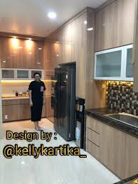 Gambar kitchen set lengkap penuh perhitungan gambar kitchen set secara umum merupakan sebuah lemari atau cabinet yang fungsinya sebagai tempat atau wadah penyimpanan dari alat dapur rumah. Jual Kitchen Set Rak Lemari Dapur Dan Pakaian Di Lapak Ligasofa Bukalapak