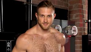 Charlie Hunnam's Nude Artistry - A sensual experience for you