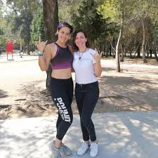 La 2da foto fue del día en el que me certifique de POUND en el 2017, se  nota una sonrisa muy forzada jejeje y la 3er foto es Fanny Vélez dándolo  todo