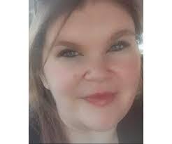 Kay Munn's Instagram, Twitter & Facebook