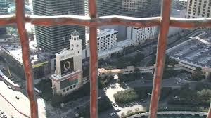 From casinos to shopping and all the nightclubs in between, there is always something to do in vegas. La Torre Eiffel De Paris En Las Vegas Nevadas Youtube