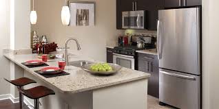 The amount of natural quartz in a slab depends on the quartz manufacturer. Cambria