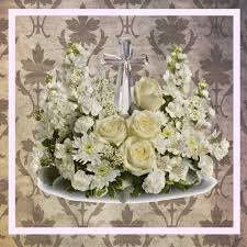 Get well flowers valentine's day flower delivery mothers day flowers online long stem roses cheap flower delivery bouquet of roses preserved roses how much is a bouquet of roses? Inexpensive Funeral Flowers Can Still Be Beautiful Enchanted Florist Pasadena