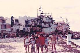 Maybe you would like to learn more about one of these? Huellas Del Huracan Gilberto