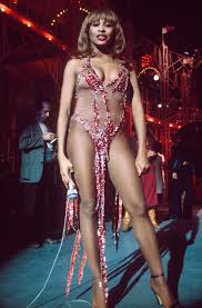 Tina Turner: See Photos of the Singer – Hollywood Life