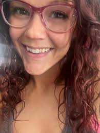 beautiful bedroom bench good condition 43" long 24" Tall $120