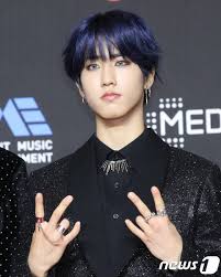 How Did He Know Blue Is My Favorite Color Blue Hair Stray Kids