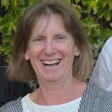 Sonya Pearce's Instagram, Twitter & Facebook