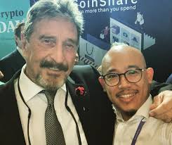 Andrew Vong's Instagram, Twitter & Facebook