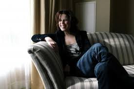When will i be loved. Neve Campbell When Will I Be Loved Portraits Famousfix Com Post