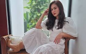 Explore tweets of wulan guritno @wulanguritno on twitter. Heboh Gugat Cerai Wulan Guritno Sempat Sebut Adilla Dimitri Bukan Pria Idaman Jpnn Com