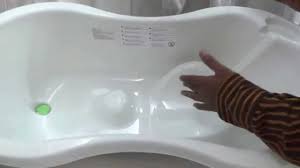 At chicco, we love helping babies feel safer, comfortable, and happy. Chicco Baby Bath Tub Youtube