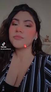 Araceli Dominguez (@aracelidomin)